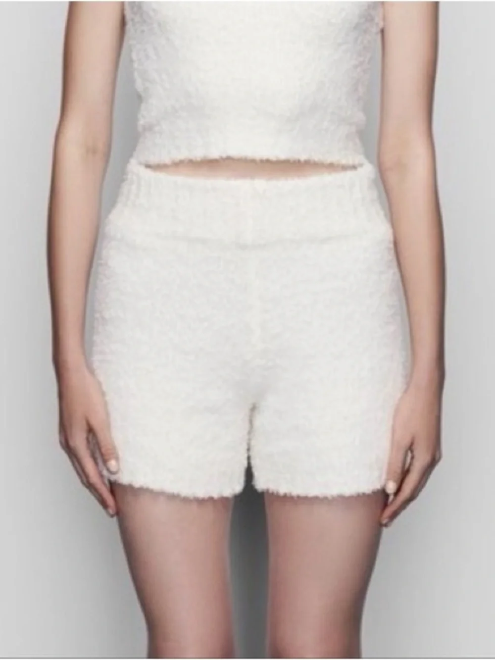 Skims Cozy Fuzzy Teddy Bear Cozy Shorts White S/M